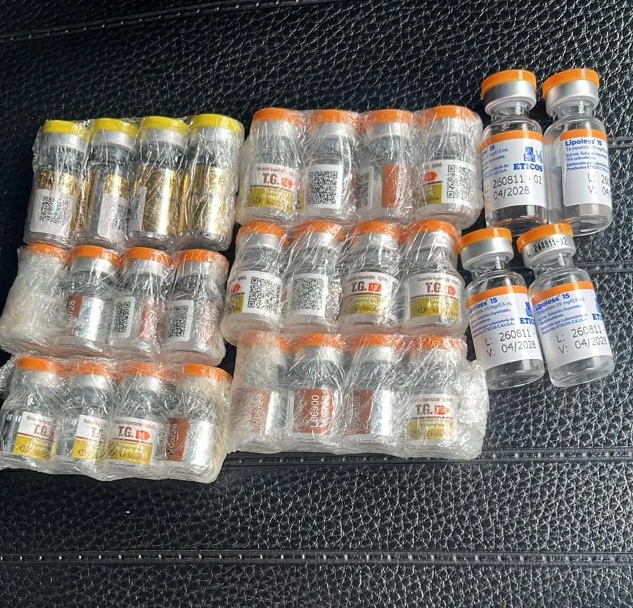 PM apreende 28 ampolas de medicamento para emagrecimento em ônibus na BR-277, em Cascavel