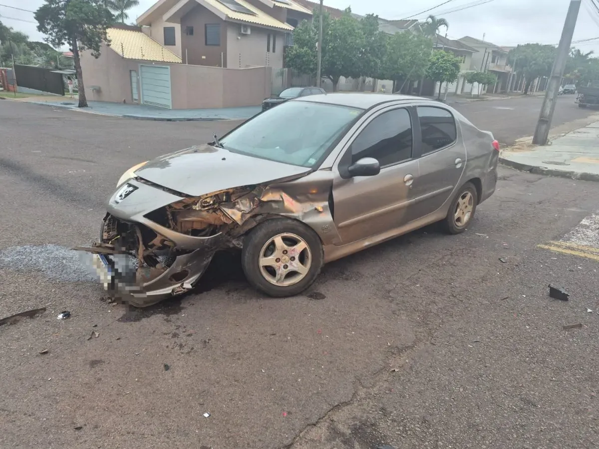 Motorista é preso por embriaguez após acidente em Cascavel