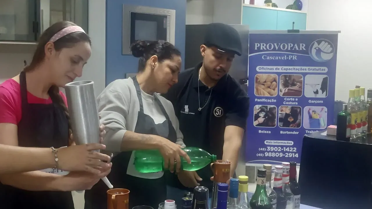 Provopar e Golding Stars Bar formam nova turma de bartenders em Cascavel