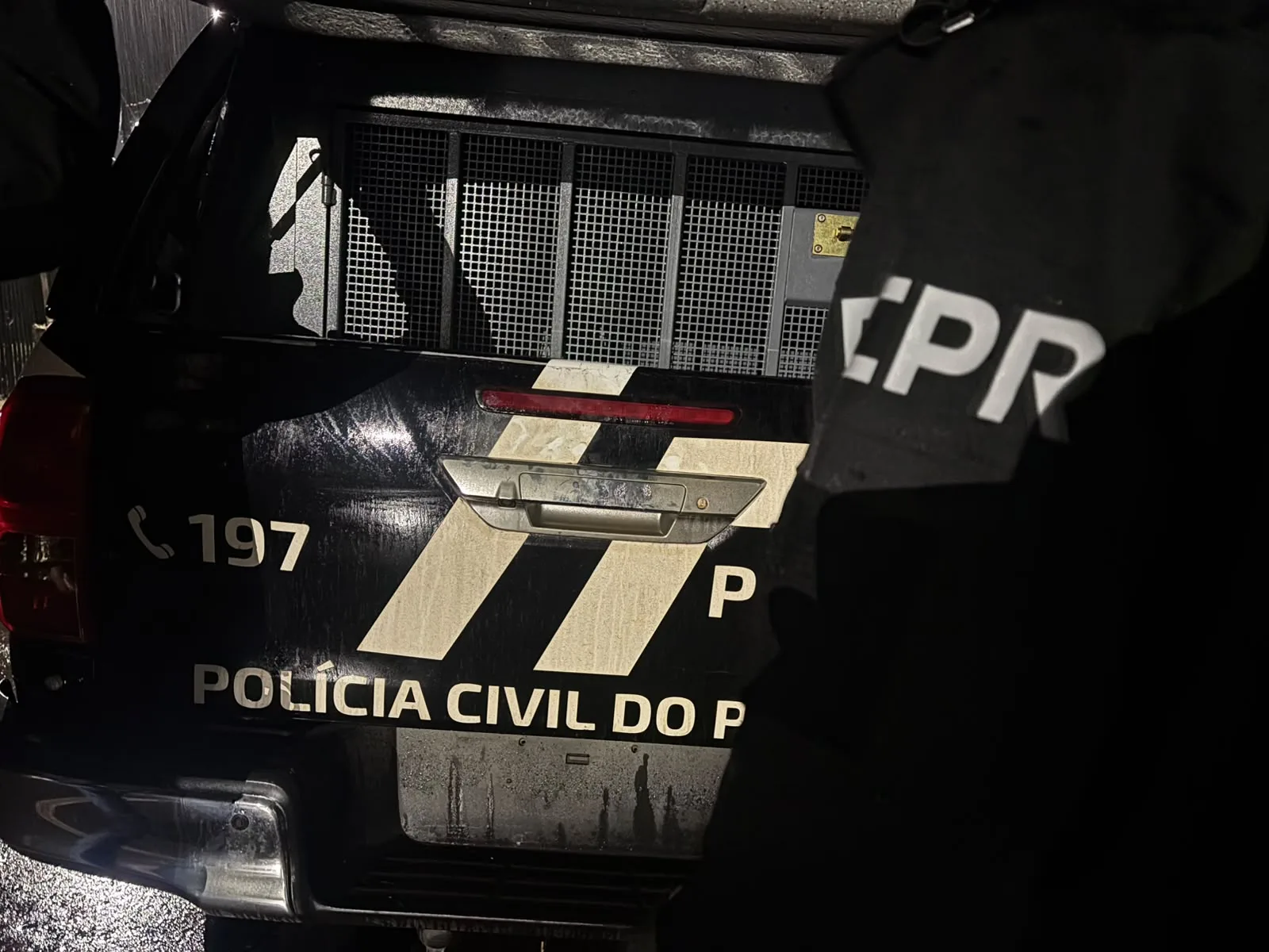 PCPR e PMPR cumprem dois mandados de prisão em Cantagalo