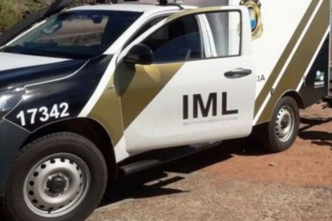 Recém-nascido é encontrado morto após parto dentro de casa em Pitanga; casal é levado à delegacia