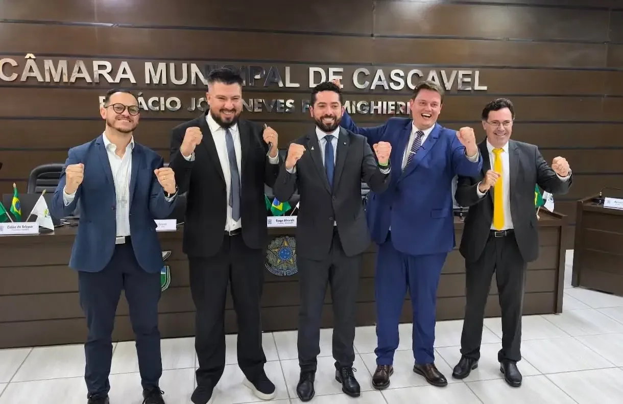 Tiago Almeida é reeleito presidente da Câmara para o biênio 2027/2028