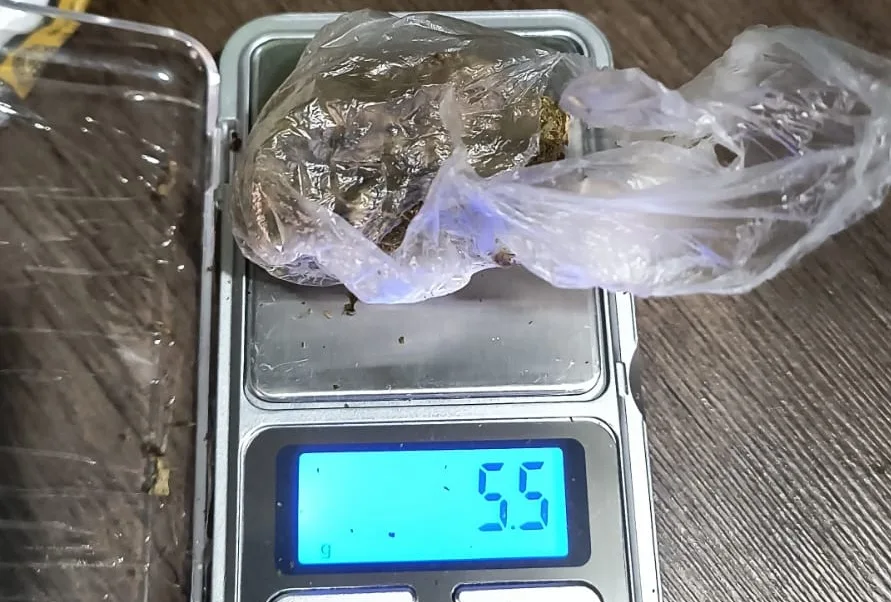 PM apreende maconha e lavra termo circunstanciado em Boa Vista da Aparecida