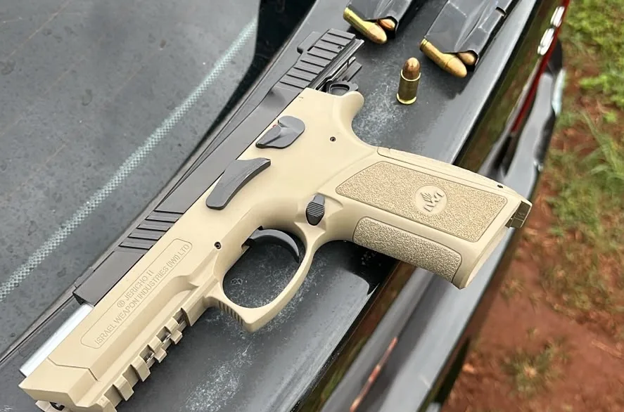 Homem monitorado por tornozeleira eletrônica é preso com pistola e 82 munições em Santa Tereza do Oeste