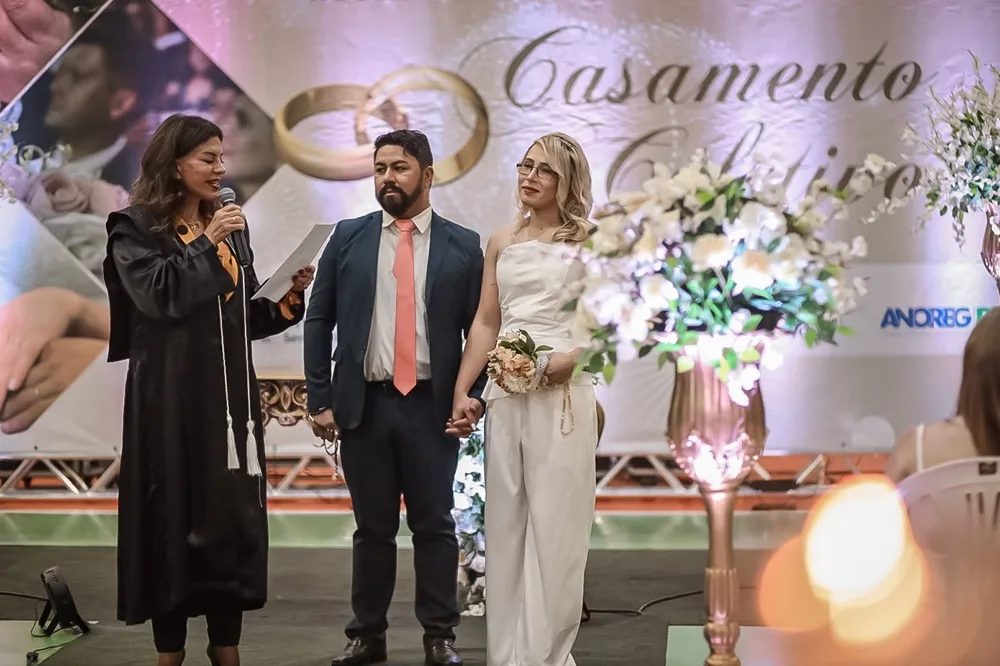 Casamento Coletivo oficializa a união de 70 casais em Cascavel