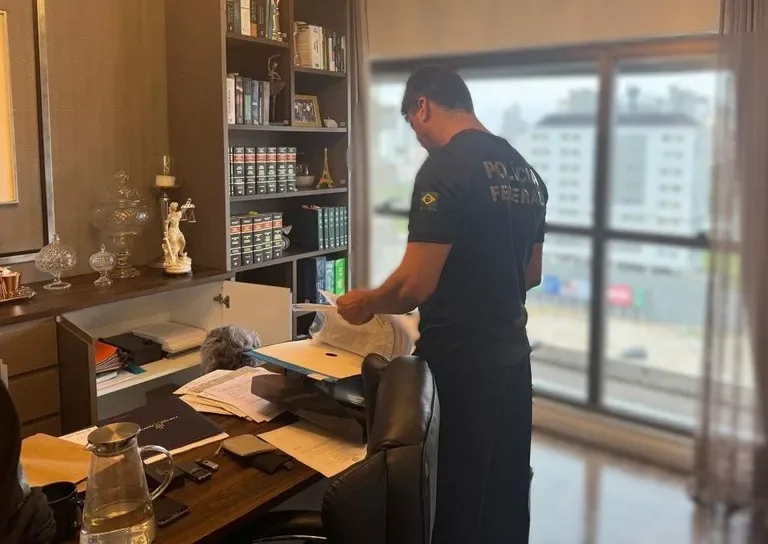 PF investiga fraudes de R$ 16 milhões no fundo de previdência dos servidores de Palhoça