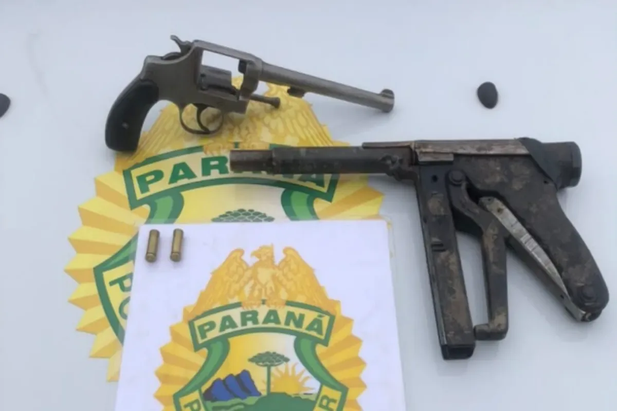 Homem armado vai à UPA visitar vítimas de briga e acaba preso