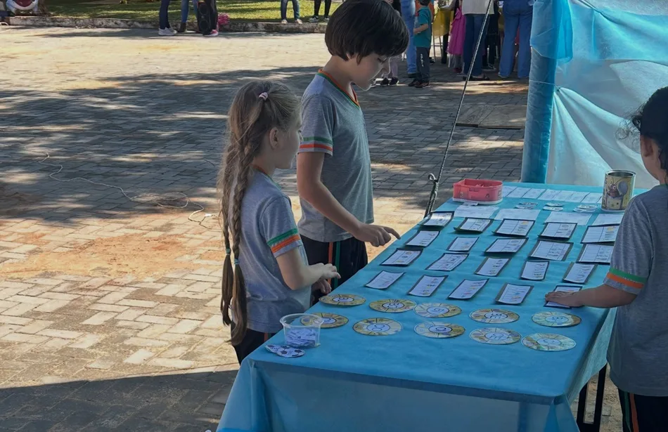 Virmond promove Dia D da Alfabetização com atividades na Praça Municipal