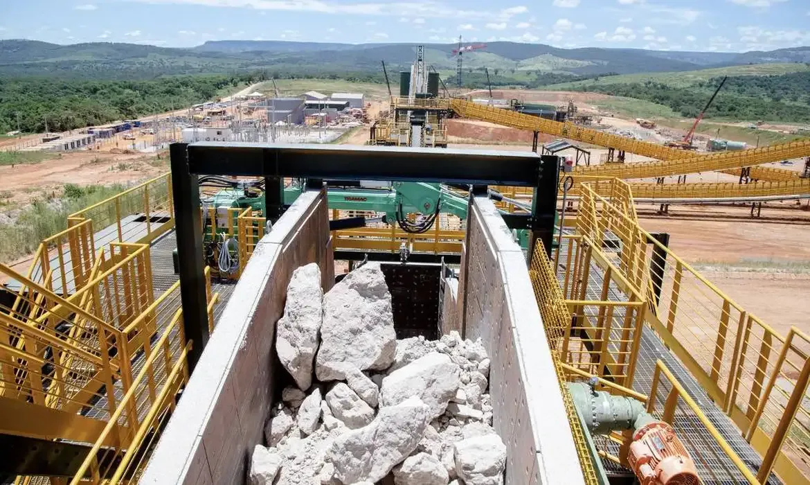 Minerais críticos e estratégicos empregam 129 mil pessoas no Brasil