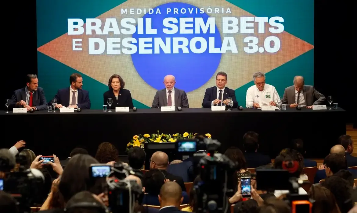 Governo cria 3ª fase do Desenrola com compra de dívidas pela União