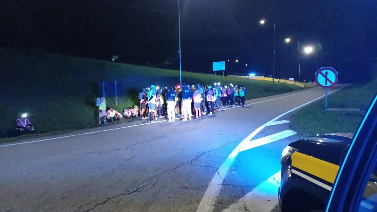 PRF atua para reduzir riscos durante deslocamento de 180 peregrinos em Caçapava