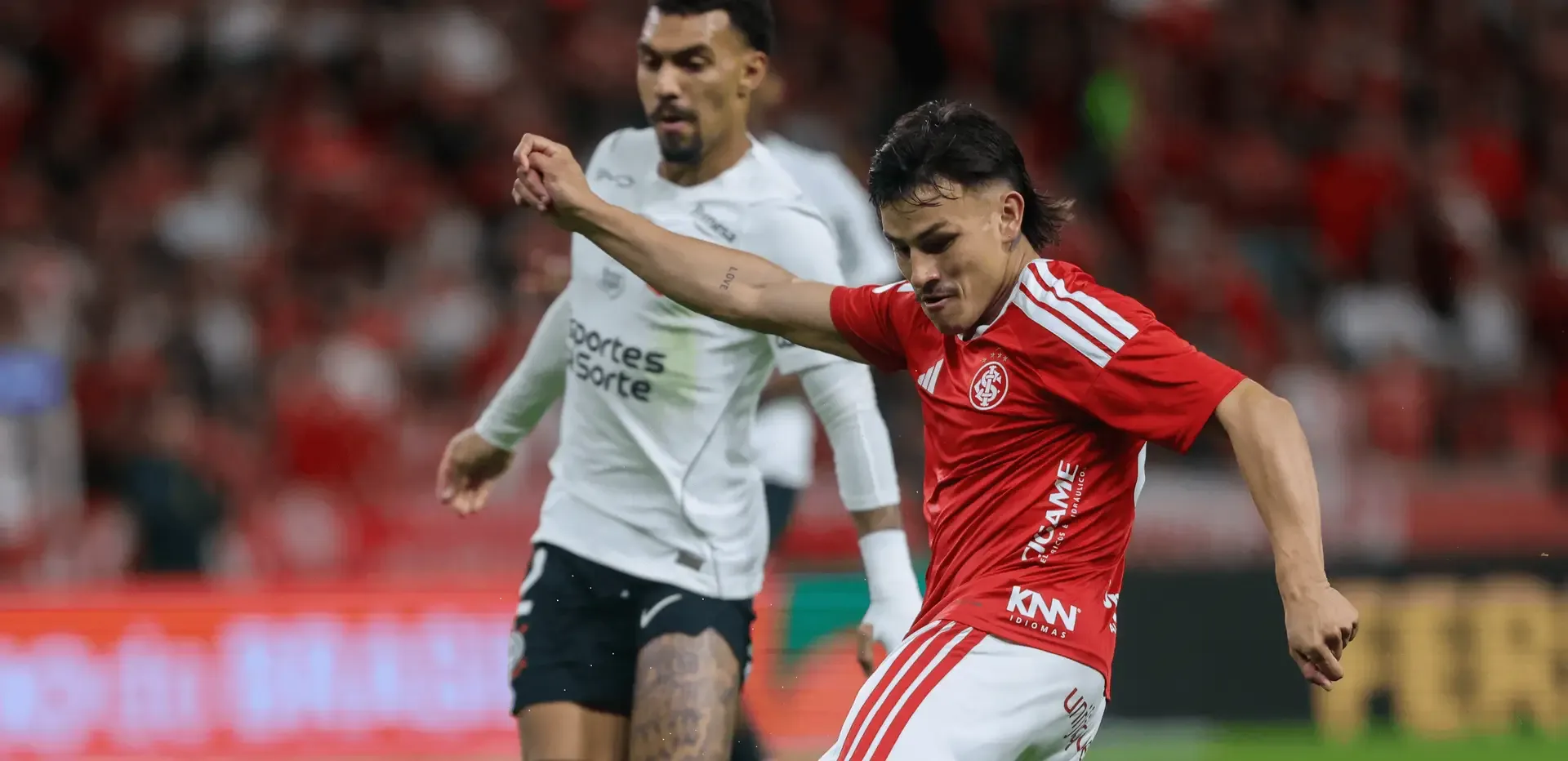 Brasileirão volta nesta quarta com rodada cheia de clássicos e duelos decisivos