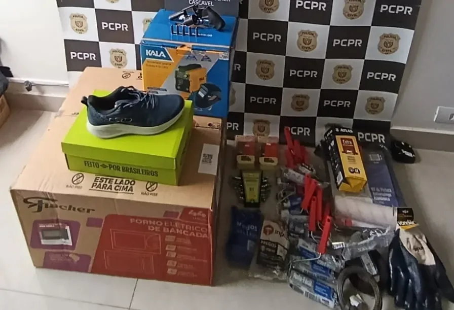 Polícia Civil prende homem com arma irregular e recupera objetos furtados em Cascavel